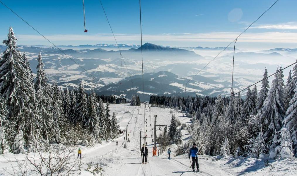 Ubytovanie Pod Skalkou Dolny Kubin Esterno foto